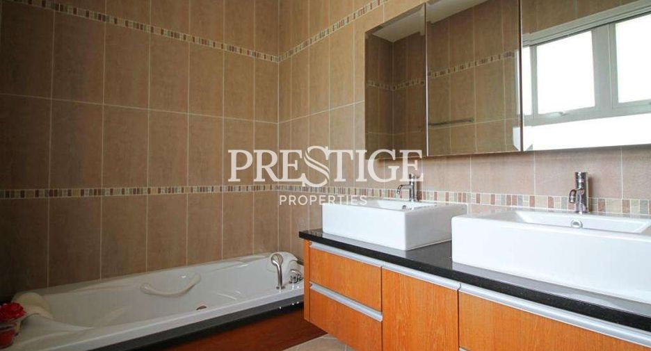 For rent 5 bedrooms house in Bang Lamung, Chonburi