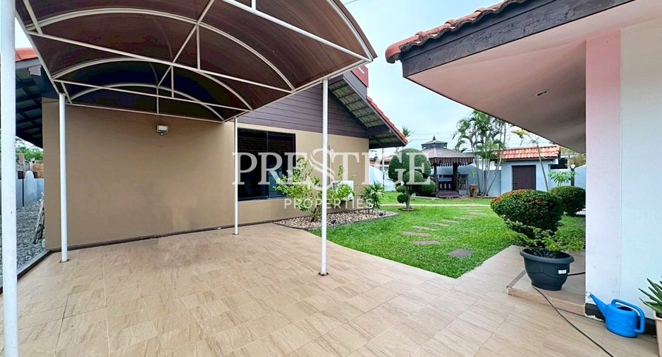 For rent 2 bedrooms house in Bang Lamung, Chonburi