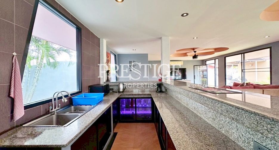 For rent 2 bedrooms house in Bang Lamung, Chonburi