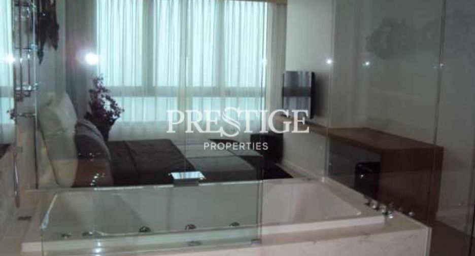 For rent 3 bedrooms condo in Bang Lamung, Chonburi