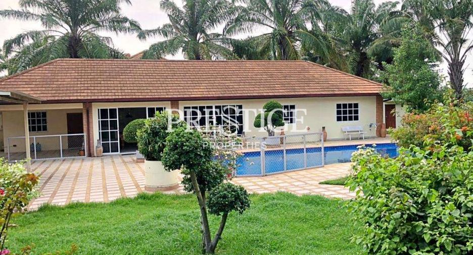 For rent 5 bedrooms house in Bang Lamung, Chonburi