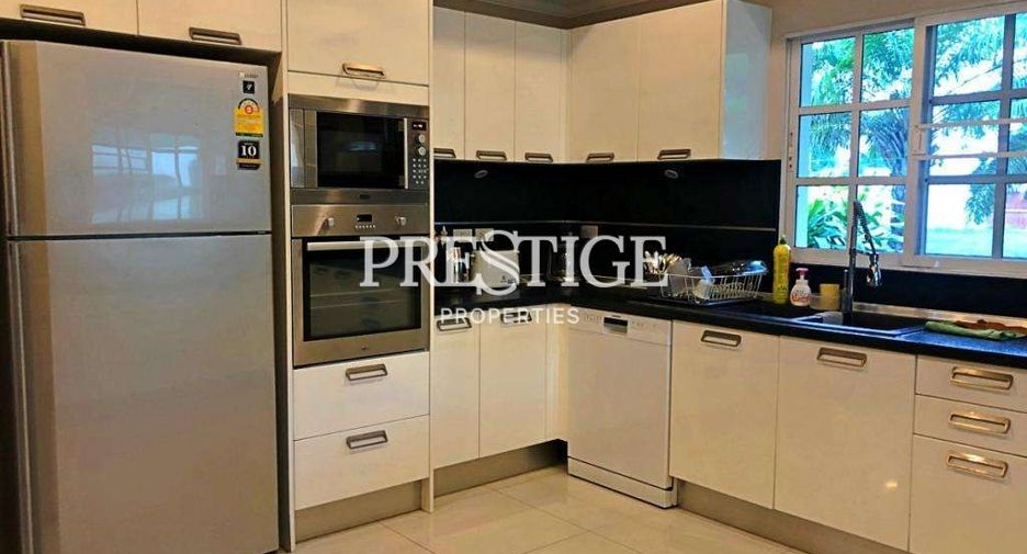 For rent 5 bedrooms house in Bang Lamung, Chonburi