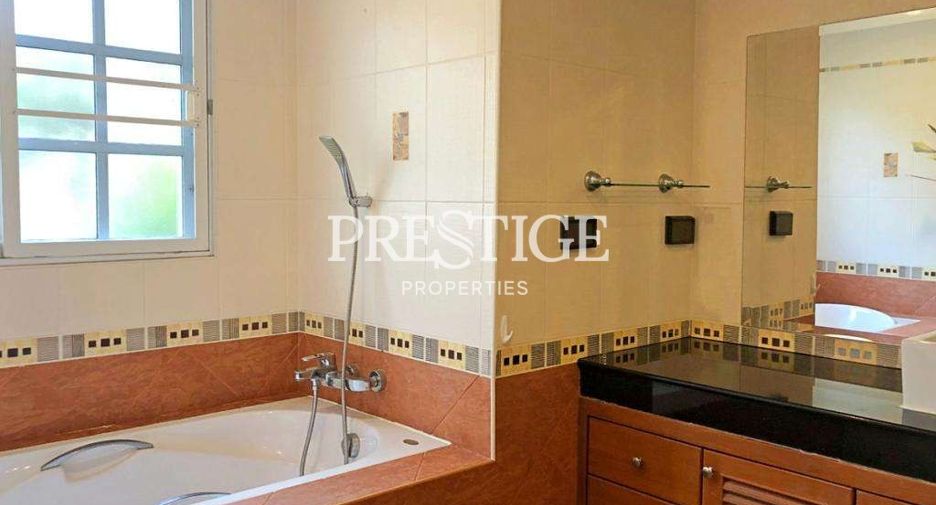 For rent 5 bedrooms house in Bang Lamung, Chonburi