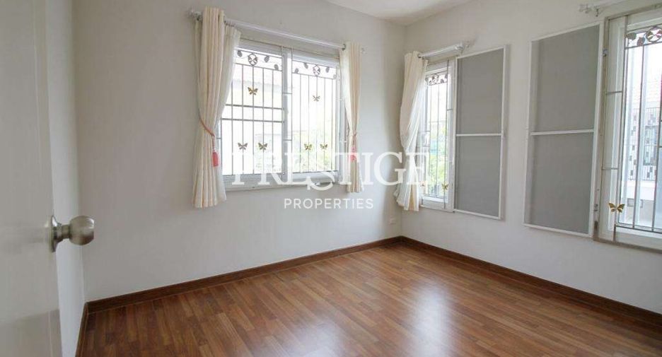 For sale and for rent 3 bedrooms house in Bang Lamung, Chonburi