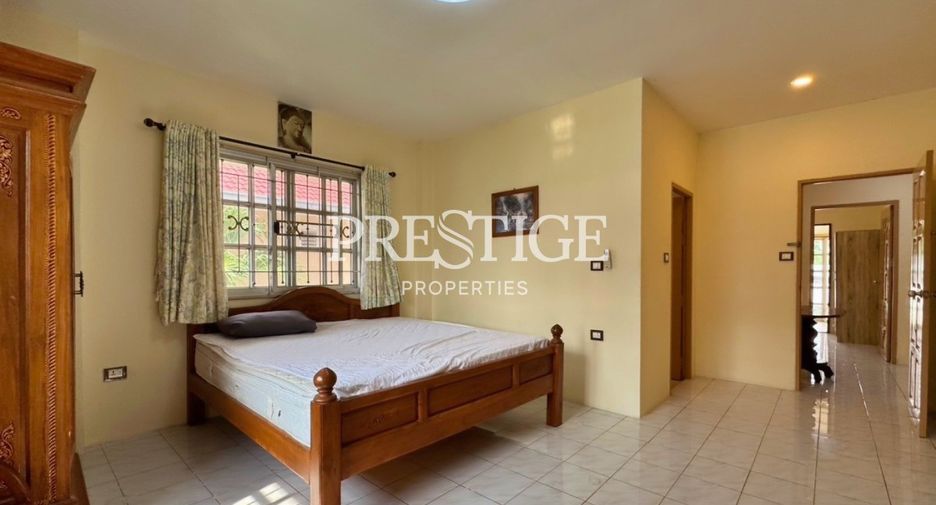 Casa en alquiler de 5 habitaciones en Jomtien, Pattaya