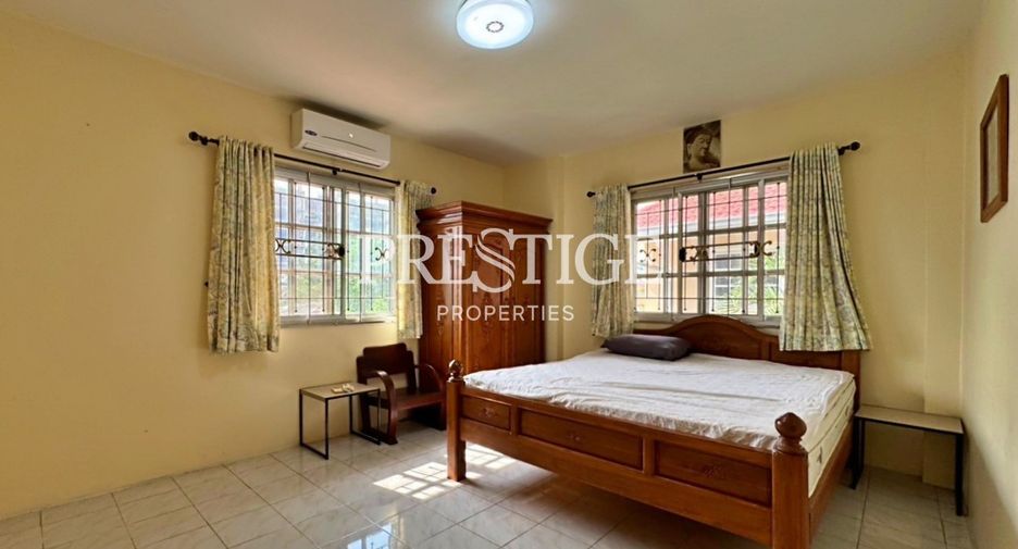 Casa en alquiler de 5 habitaciones en Jomtien, Pattaya