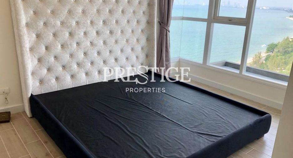 For rent 2 bedrooms condo in Bang Saray, Pattaya