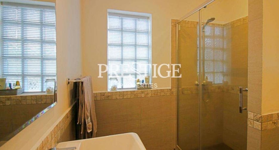 For rent 4 bedrooms house in Bang Lamung, Chonburi