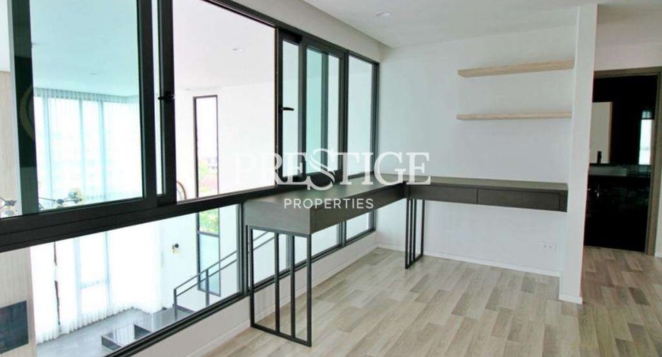 For rent 2 bedrooms condo in Bang Lamung, Chonburi