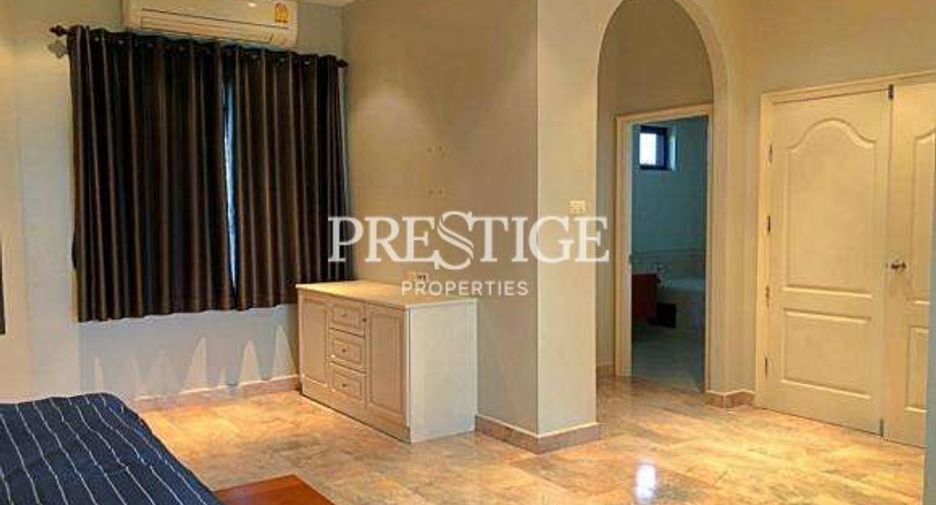 For rent 4 bedrooms house in Bang Lamung, Chonburi