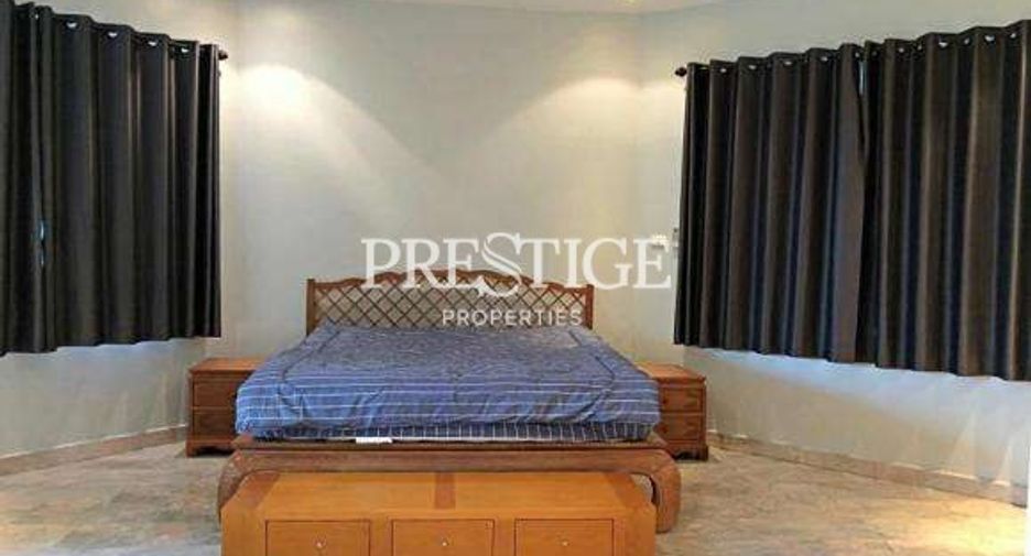 For rent 4 bedrooms house in Bang Lamung, Chonburi