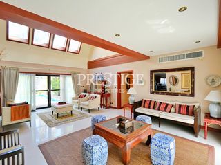 Haus zur Miete mit 4 Zimmer in Bang Lamung, Chonburi
