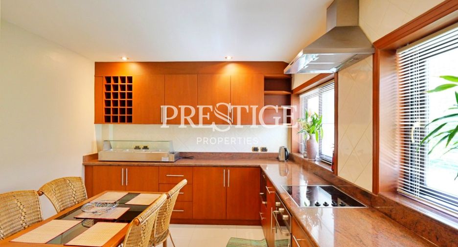 Haus zur Miete mit 4 Zimmer in Bang Lamung, Chonburi