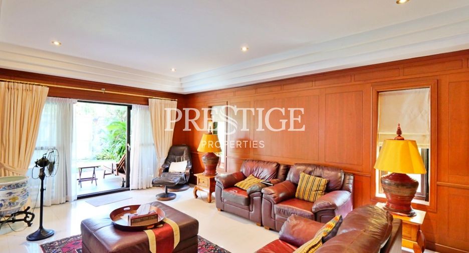 Haus zur Miete mit 4 Zimmer in Bang Lamung, Chonburi