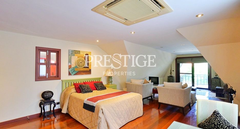 Haus zur Miete mit 4 Zimmer in Bang Lamung, Chonburi