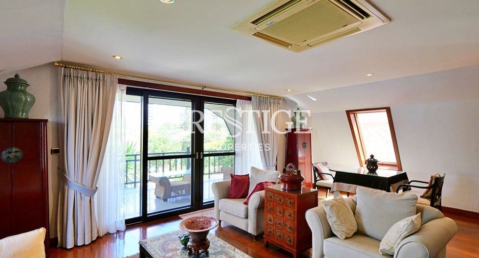 Haus zur Miete mit 4 Zimmer in Bang Lamung, Chonburi
