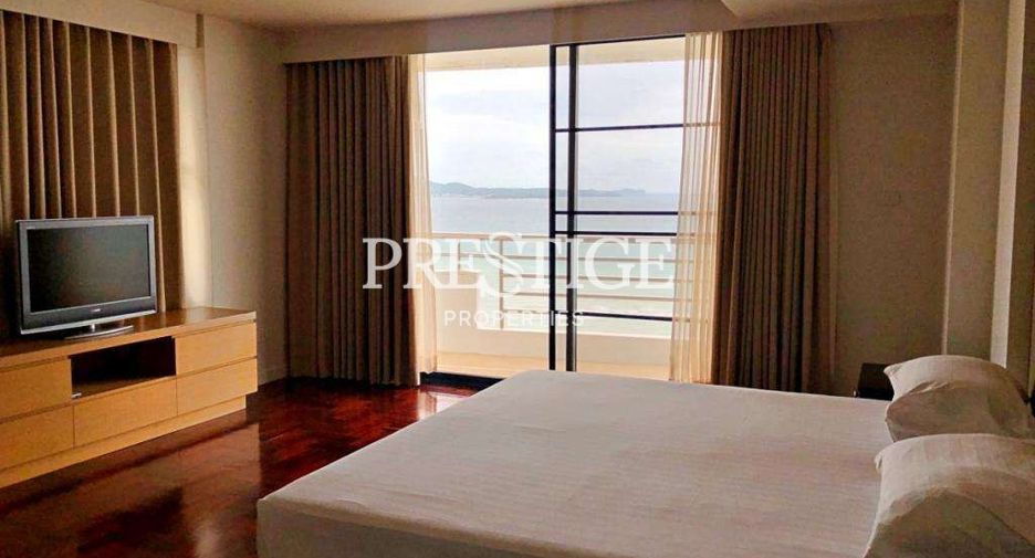 For rent 3 bedrooms condo in Bang Lamung, Chonburi