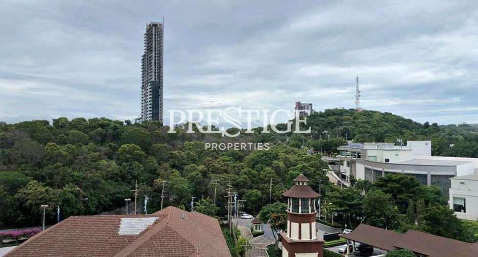 For rent 3 bedrooms condo in Bang Lamung, Chonburi