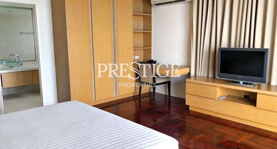 For rent 3 bedrooms condo in Bang Lamung, Chonburi