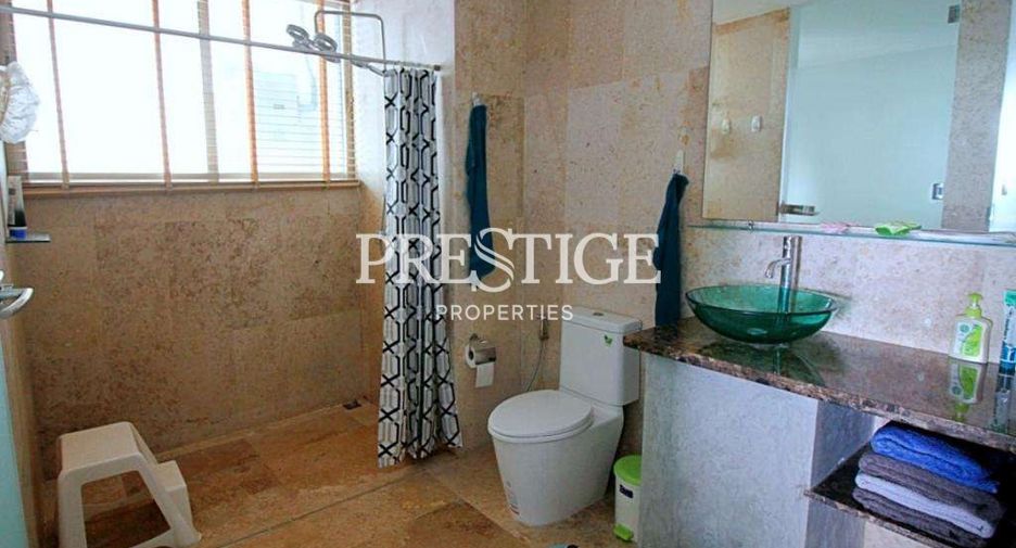 For rent 2 bedrooms condo in Bang Lamung, Chonburi