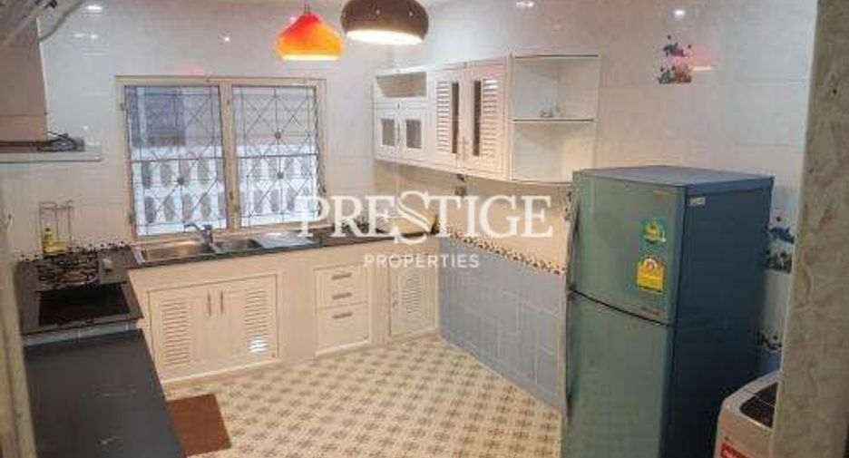 For rent 4 bedrooms house in Bang Lamung, Chonburi