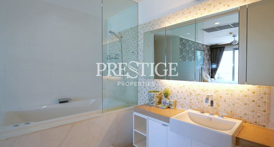 For rent 2 bedrooms condo in Bang Lamung, Chonburi