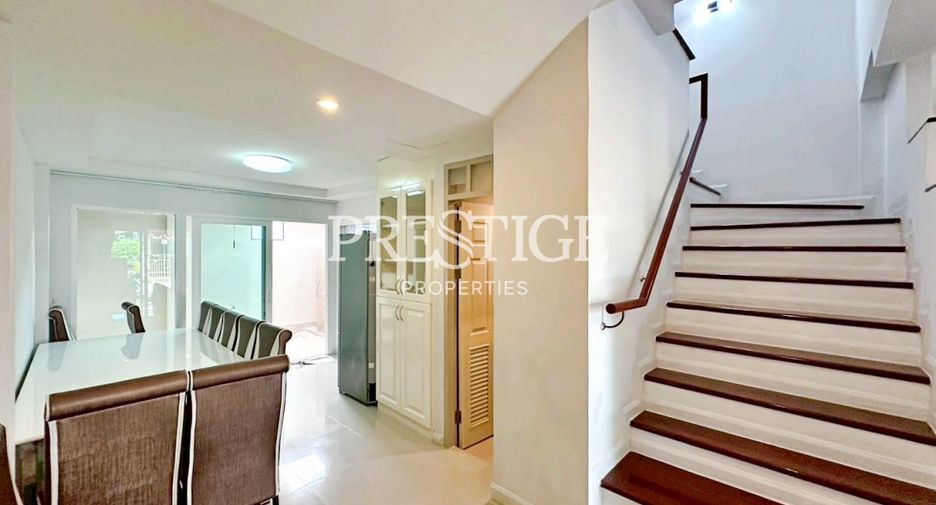 For rent 3 bedrooms house in Bang Lamung, Chonburi