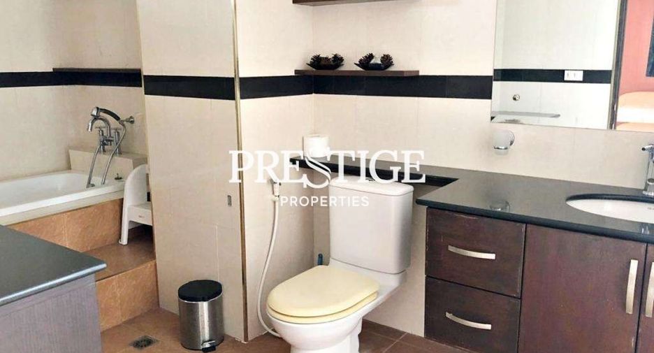 For rent 2 bedrooms condo in Jomtien, Pattaya