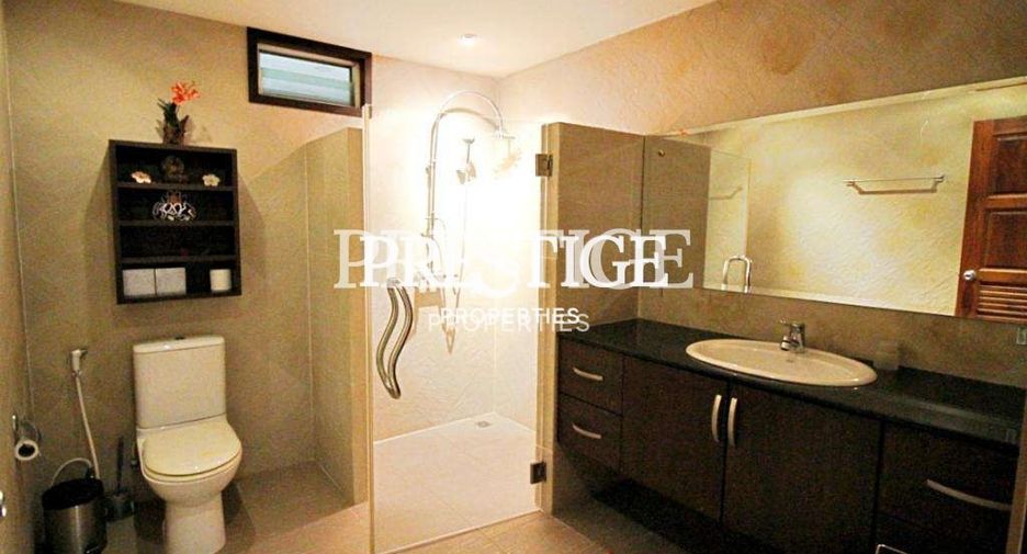 For rent 2 bedrooms condo in Jomtien, Pattaya