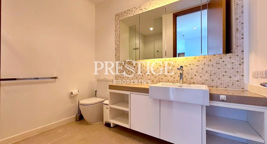For rent 3 bedrooms condo in Bang Lamung, Chonburi