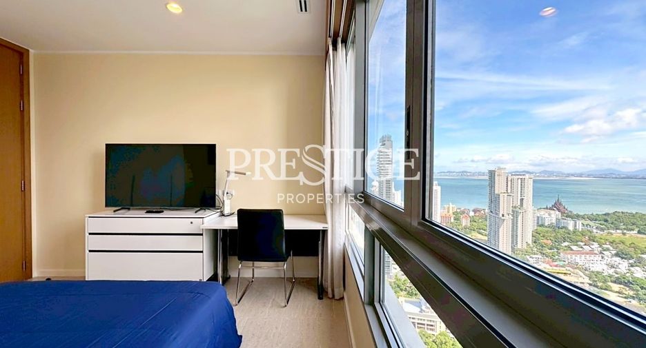 For rent 3 bedrooms condo in Bang Lamung, Chonburi