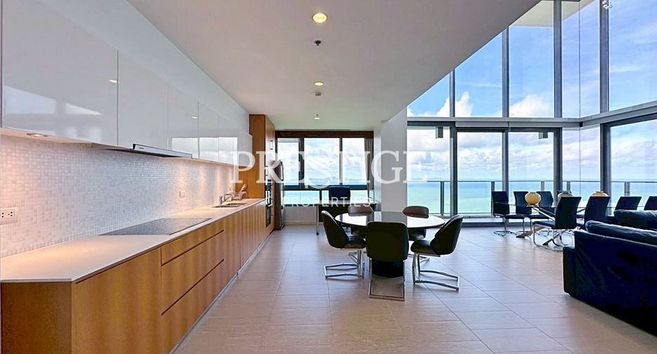 For rent 3 bedrooms condo in Bang Lamung, Chonburi