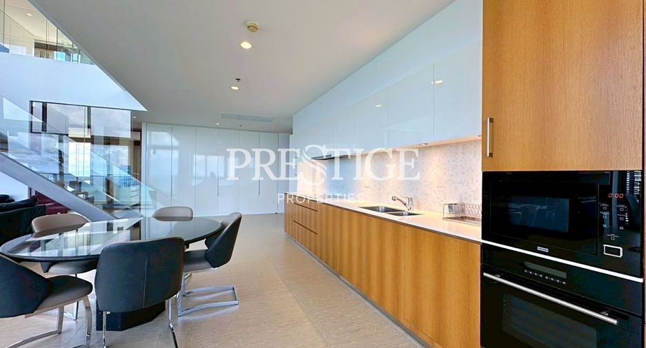 For rent 3 bedrooms condo in Bang Lamung, Chonburi