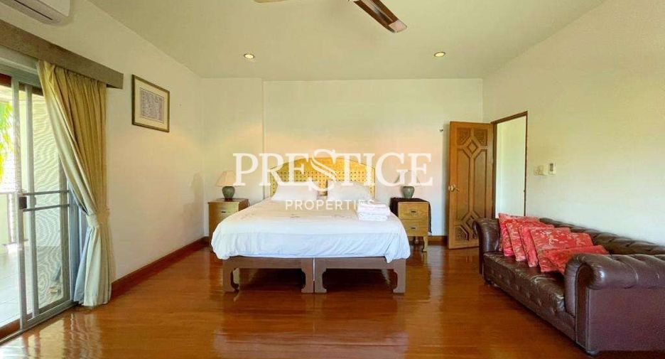 For rent 4 bedrooms house in Bang Lamung, Chonburi