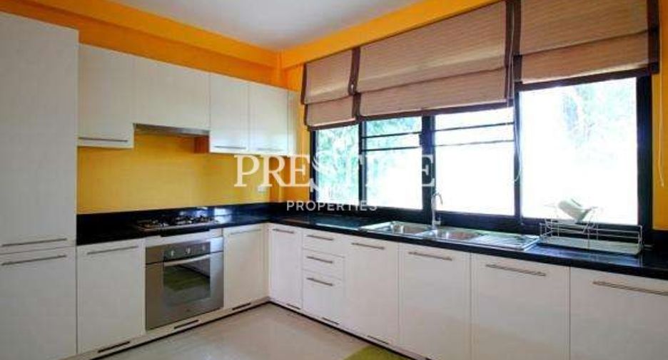 For rent 3 bedrooms house in Bang Lamung, Chonburi