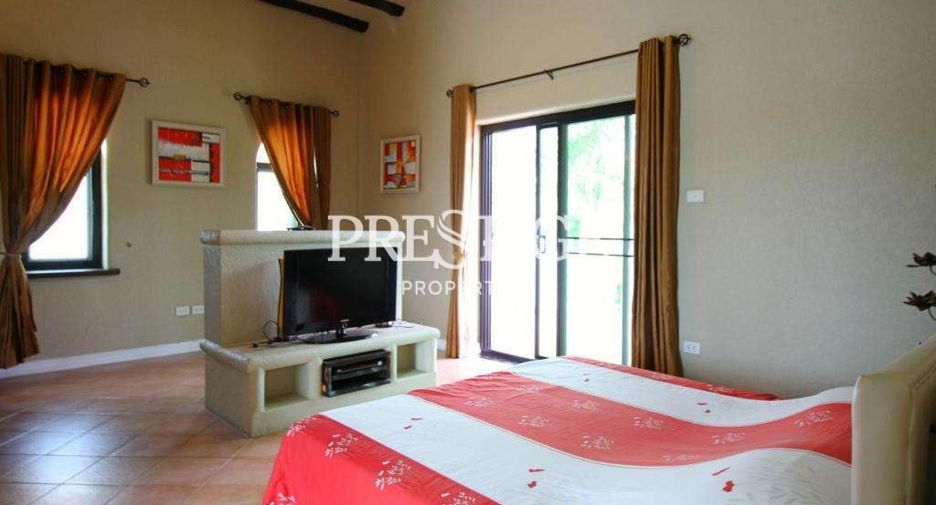 For rent 4 bedrooms house in Bang Lamung, Chonburi