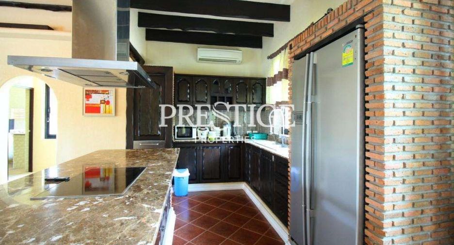 For rent 4 bedrooms house in Bang Lamung, Chonburi
