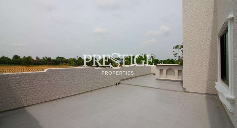 For rent 4 bedrooms house in Bang Lamung, Chonburi
