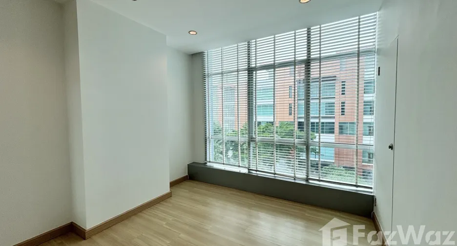 Wohnung zum Kauf mit 2 Zimmer in Sathon, Bangkok