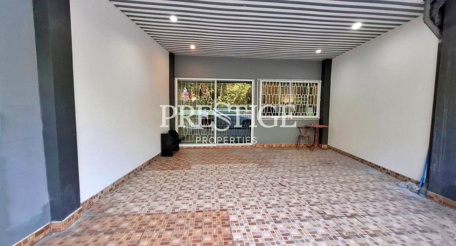 Haus zur Miete mit 4 Zimmer in Bang Lamung, Chonburi