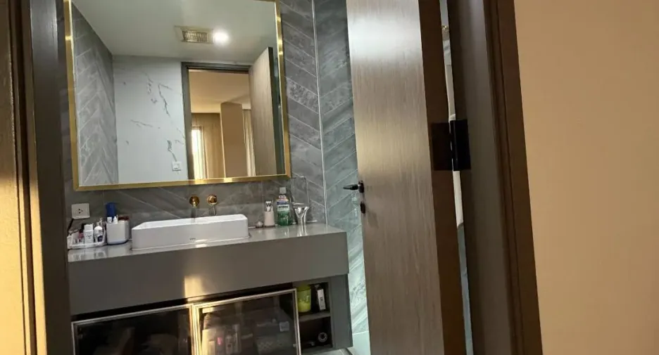 Wohnung zum Kauf mit 3 Zimmer in Khlong Toei, Bangkok