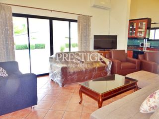 Casa en alquiler de 3 habitaciones en Ban Khai, Rayong