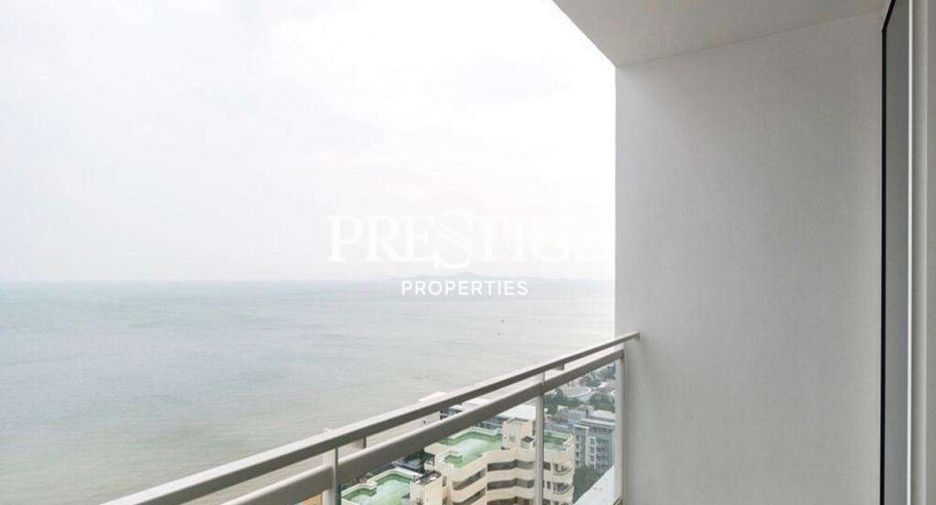 For rent 3 bedrooms condo in Jomtien, Pattaya