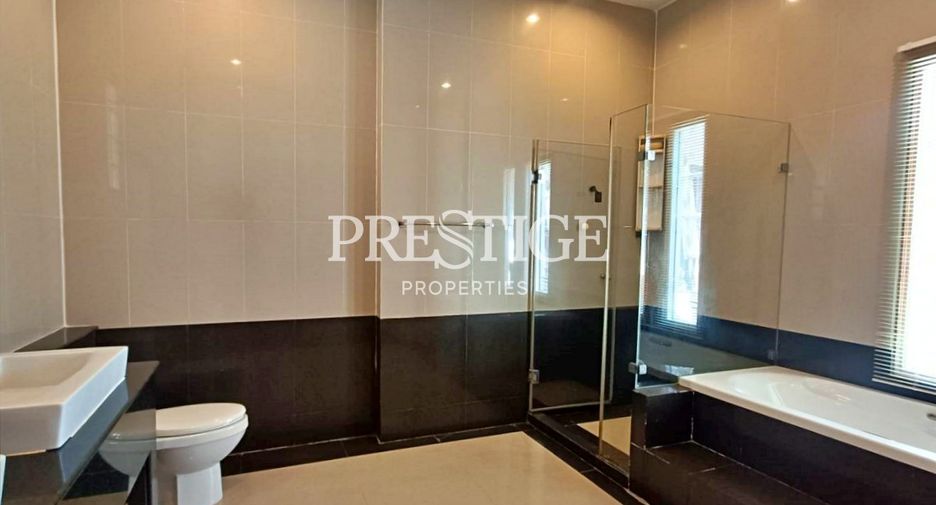 Haus zur Miete mit 3 Zimmer in Bang Lamung, Chonburi