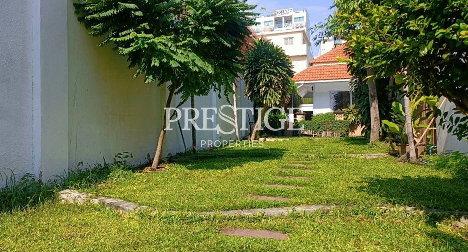 Haus zur Miete mit 3 Zimmer in Bang Lamung, Chonburi