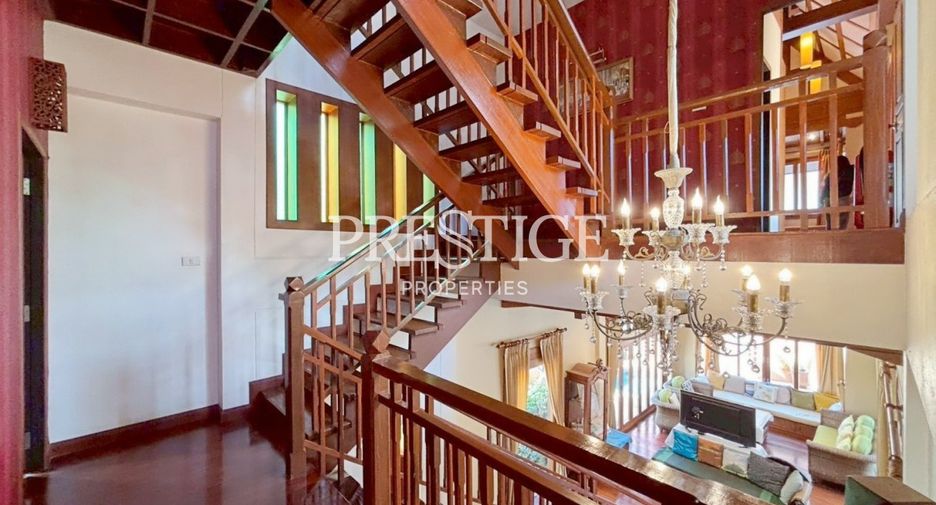 For rent 5 bedrooms house in Jomtien, Pattaya