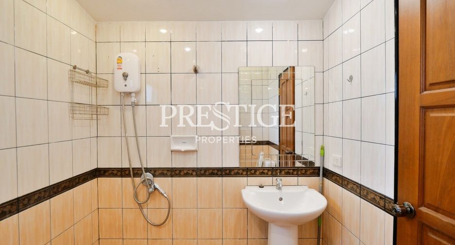 For rent 4 bedrooms house in Bang Lamung, Chonburi