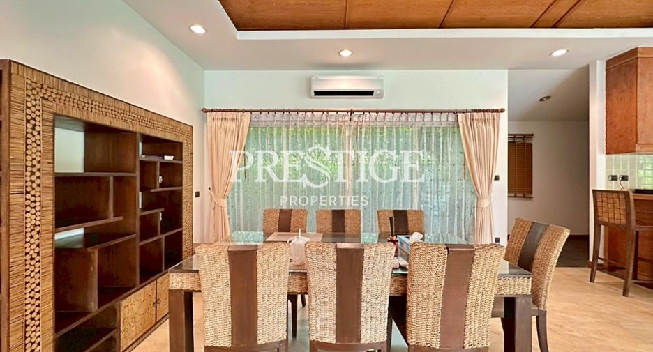 Casa en alquiler de 4 habitaciones en Huay Yai, Pattaya