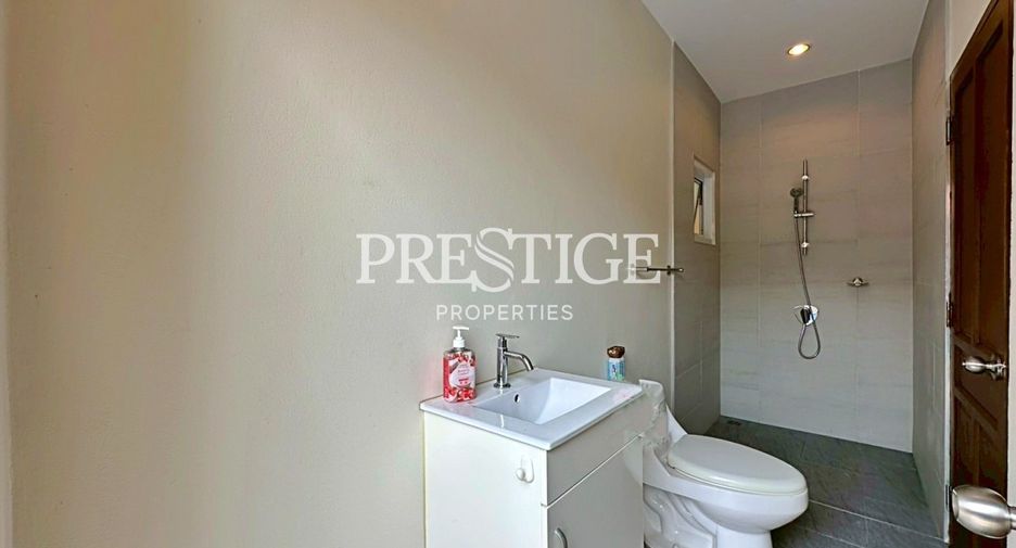 Casa en alquiler de 4 habitaciones en Huay Yai, Pattaya