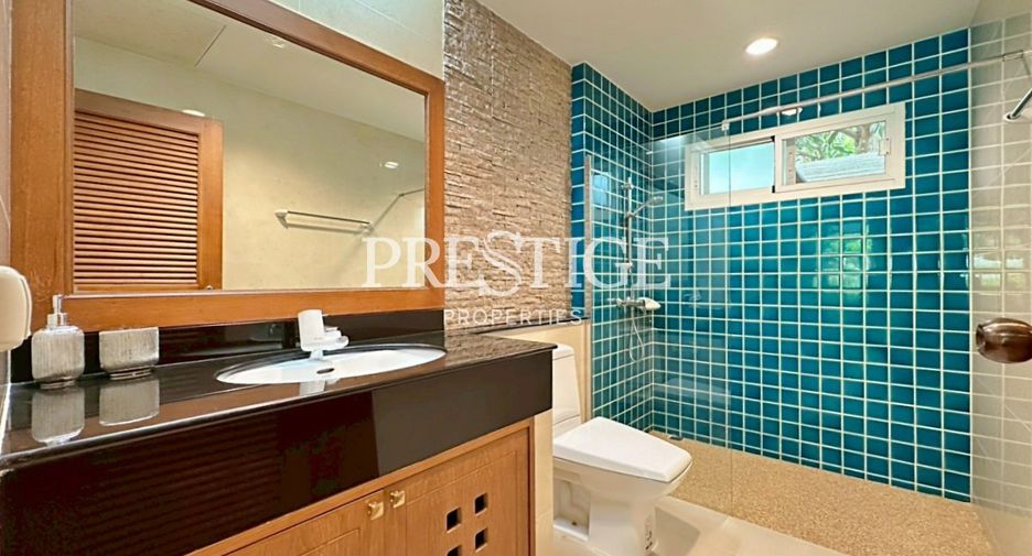 Casa en alquiler de 4 habitaciones en Huay Yai, Pattaya